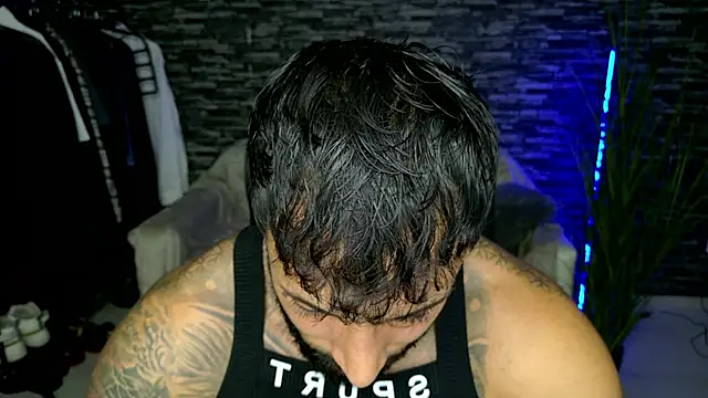 Show modela MasculineGuy99 na web-kameri