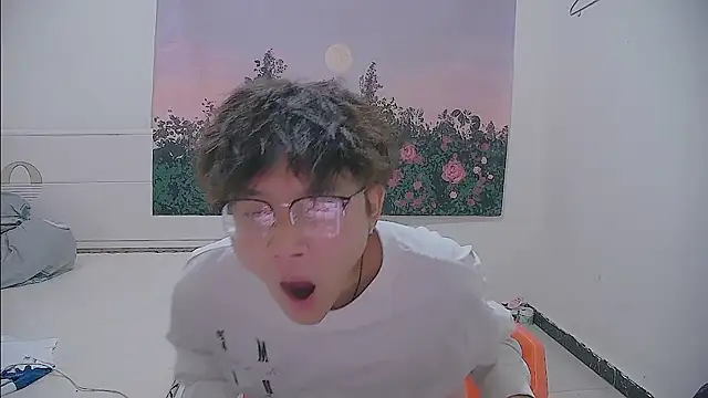 KK-cuteboy 라이브 XXX 채팅