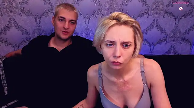 Chat XXX en directo de DarkDominSmoke