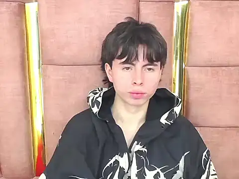 MICHAEL_HONEY – Naživo XXX chat