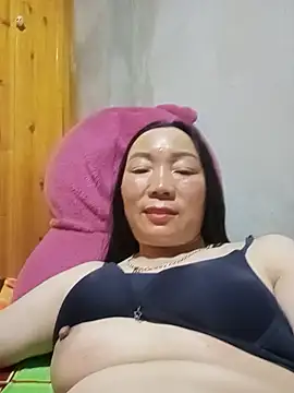 Chat XXX en directo de Regina_08