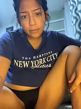 LeahBar Chat XXX live