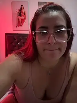 ChloeeLaurent – Naživo XXX chat