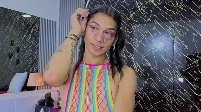 Chat +18 de DahianaG ao vivo