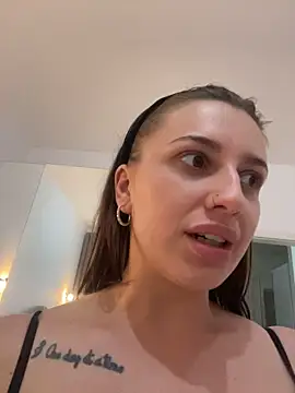 Webkamerová show CrazyBhonnieX