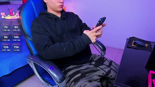 SamBlack_n Webbikameraesitys
