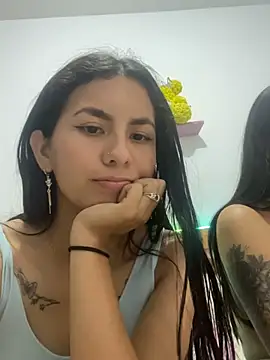 SOL-9 Live XXX Chat