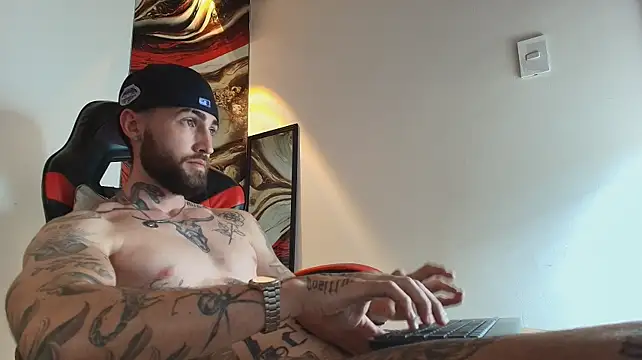 Luke_davis01のライブXXXチャット