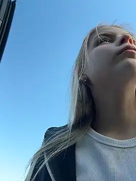 RossyMood live XXX chat