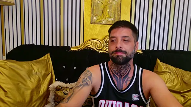 Chat XXX ao vivo de TommyDum