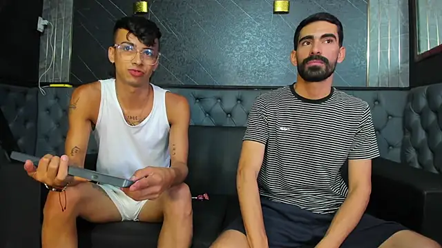Andres_Bless Adlı Modelin Canlı XXX Sohbeti