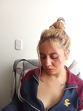 Ana_Armas Live XXX Chat