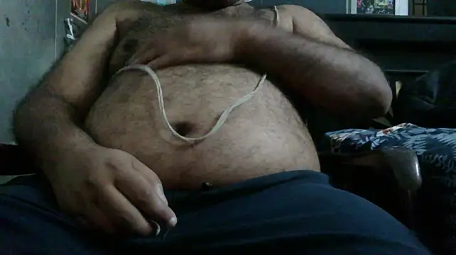 sura11311's Webcam Show
