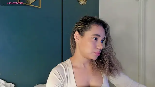 دردشة angie_leonn الجنسية المباشرة