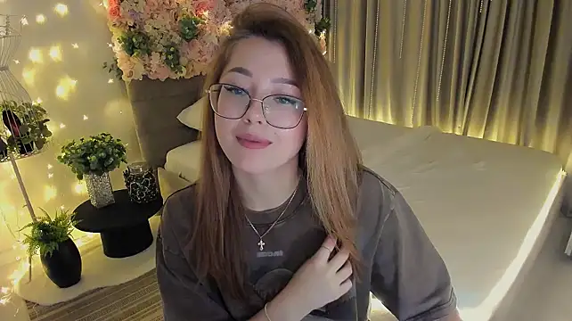 SereneFlame Live XXX Chat