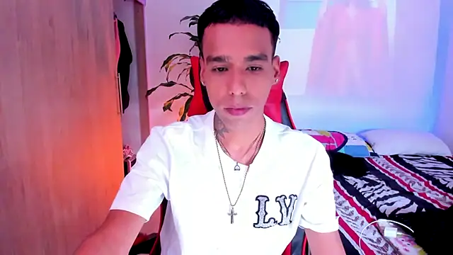 Damianwhite Adlı Modelin Canlı XXX Sohbeti