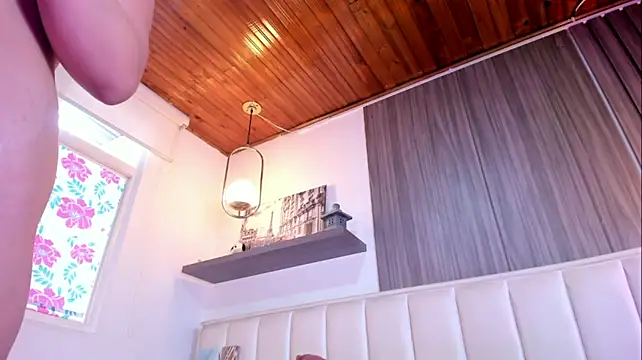 XXX chat uživo modela SofiCandy_