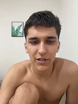 Živý XXX chat Adrian_Coles