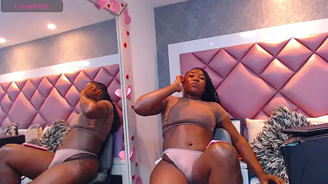 Thegreatonelady's Webcam Show