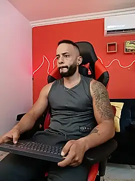 XXX chat uživo modela Mike_savage3