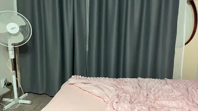 Chat +18 de roseandshone ao vivo