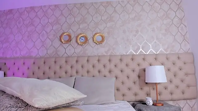 دردشة SofieReyes الجنسية المباشرة