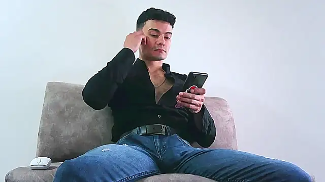 Chat +18 de jhohannes-maximo ao vivo