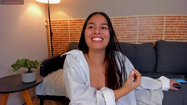 XXX chat uživo modela Layra_rous