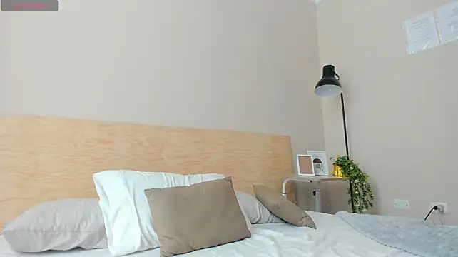 HellLilith_ – Naživo XXX chat