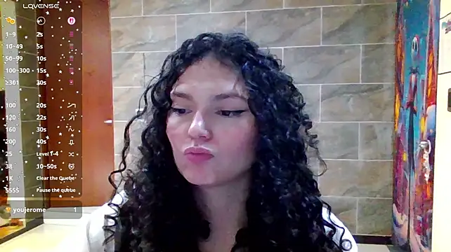 Diamond_Curls Live XXX Chat