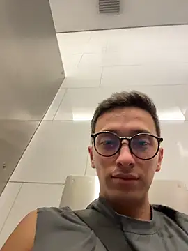 Thiago_Jones1 – Kamerová šou