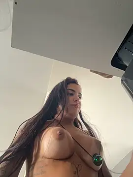 Srta_Jhenny – Naživo XXX chat