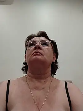 SalientClean Live XXX Chat