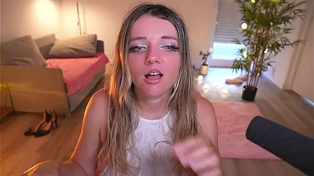 Magnetic_Amy Chat XXX in diretta