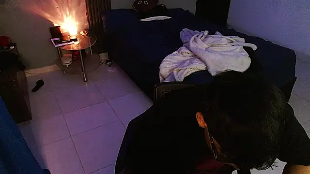 Mr_yisuzz: απευθείας συνομιλία ΧΧΧ