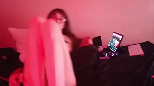 FayeFucks Live XXX Chat
