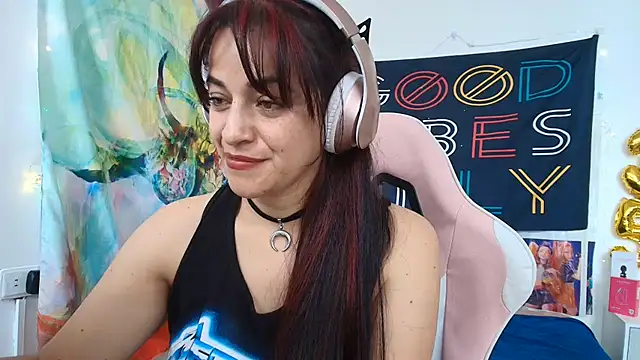 LovelyAzucena Chat XXX live