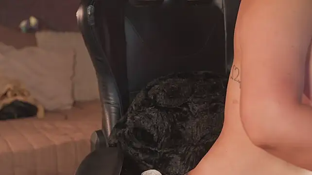 KateOwens' Live XXX Chat