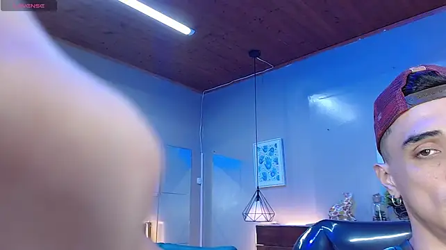 FelipeFriendly Live XXX Chat
