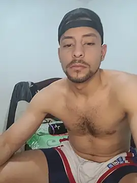 Cris_LaCobra_'s Live XXX Chat