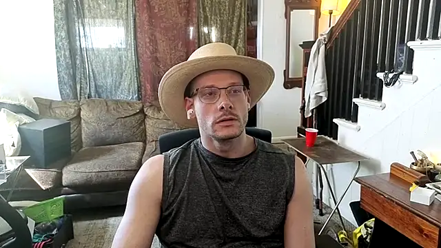 MasterDaddyCool's Live XXX Chat