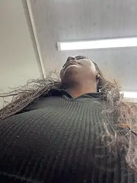 MAREIA_25 Chat XXX in diretta