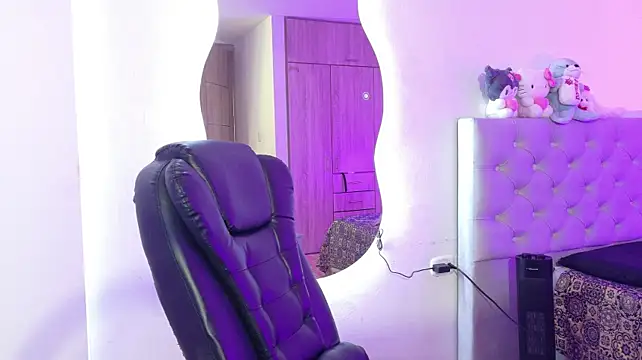 Chat XXX en directo de Alejaa_storm