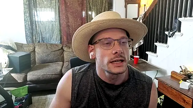 צ'אט XXX בשידור חי של MasterDaddyCool