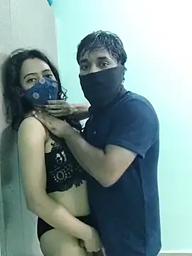Crazy_fucking_couple Pertunjukan Webcam
