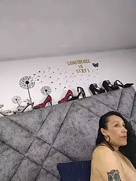 Czat XXX na żywo – Shantey_Laurent