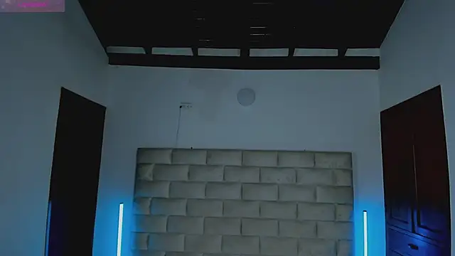 Živý XXX chat HollyGrey_