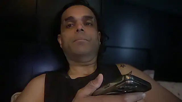 icebergslim281's Live XXX Chat