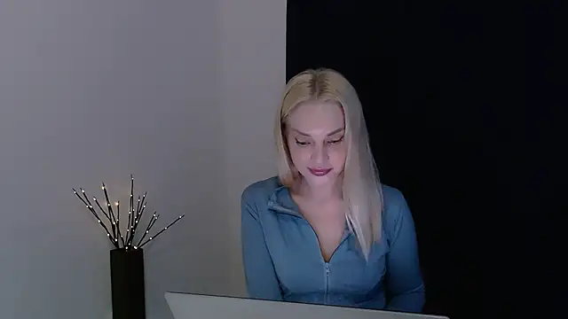 Lia_noo_regrets Live XXX Chat