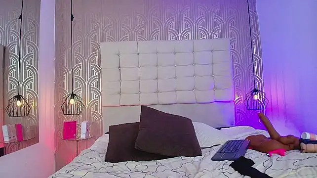 Chatroom XXX en direct de Ariana_CellFg